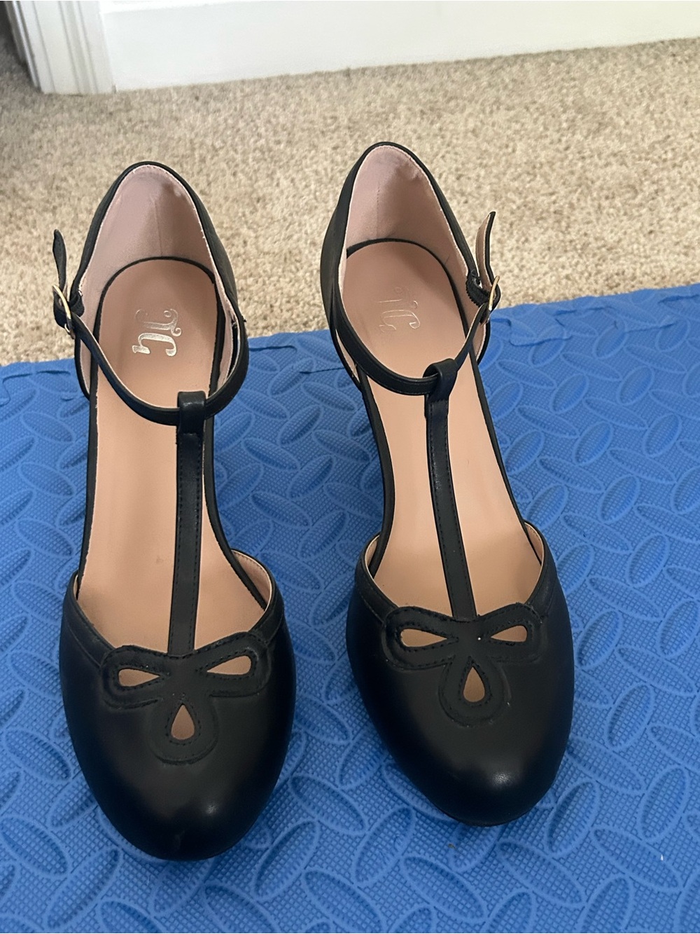 Classic Black T-Strap Mid Heel Pumps - Women's